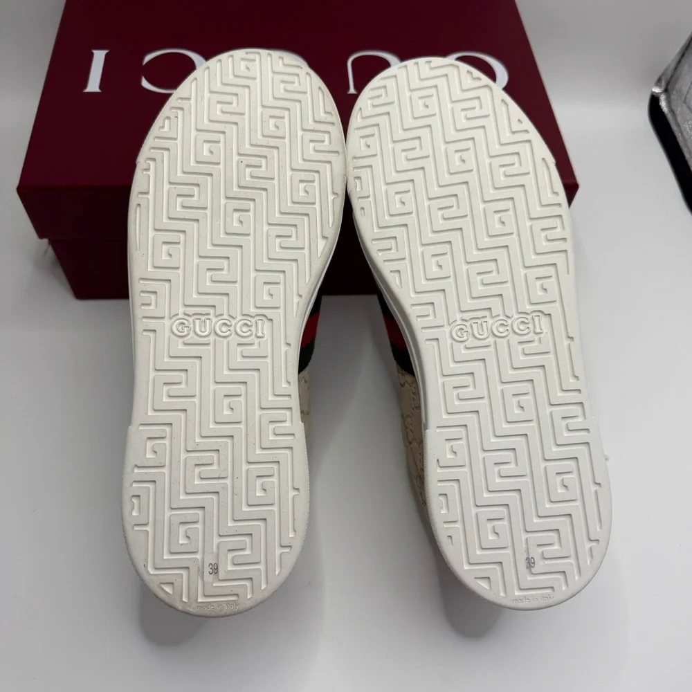 NWT Gucci Beige Ace Sneakers with Red and Green Accents size 39 fit 8.5-9US - Picture 9 of 9